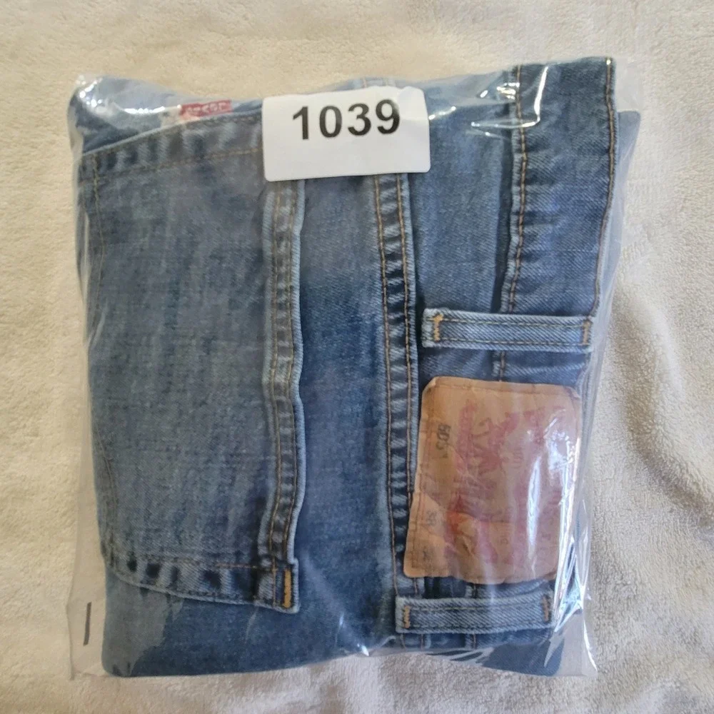 Levi's 505 Regular Fit Jeans Mens 38x34 Blue Straight Leg Denim Casual Rugged